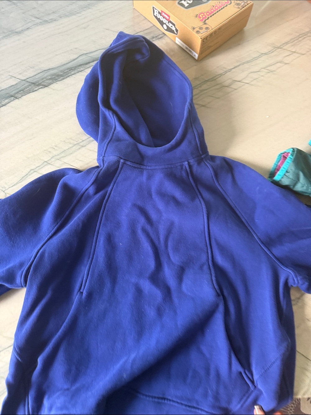 Lululemon cropped hoodie